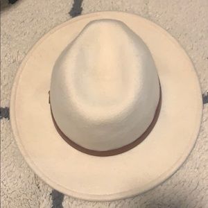 White free people hat!